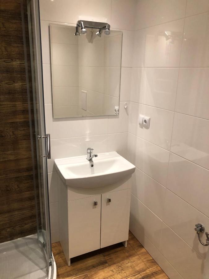 Апартаменти Apartament Stacja Starowka Замостя Екстер'єр фото